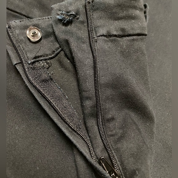 H&M Black Ankle Pant Side Zipper 8 Smooth Front Side Zipper Business Casual - Picture 9 of 12